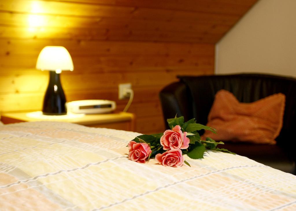 Ferienwohnungen Annegret Schutte Winterberg Ngoại thất bức ảnh