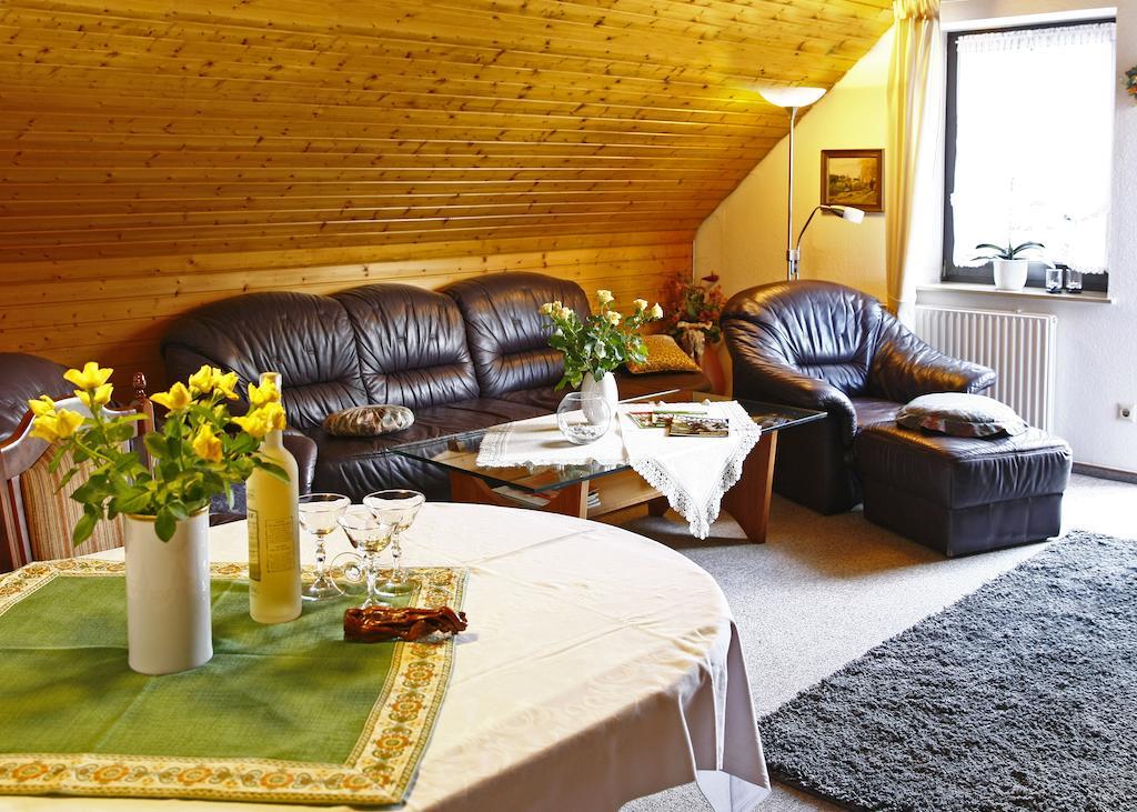 Ferienwohnungen Annegret Schutte Winterberg Phòng bức ảnh